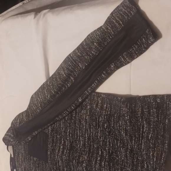 Woman's Sweater/long sleeve Style & Co. Size: L Color: Blacks & Gray's - Picture 5 of 11